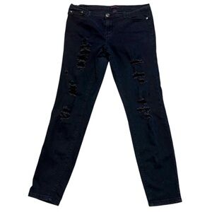 🌺SILVER CRUSH Women's Black Distressed Stretchy Jeans